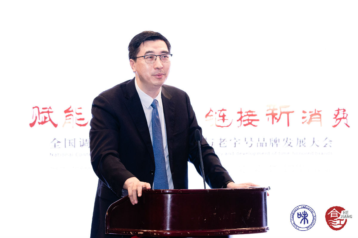 7、黄乐平.jpg 爱丫爱丫影院