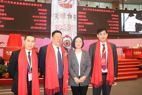 53.jpg 爱丫爱丫影院