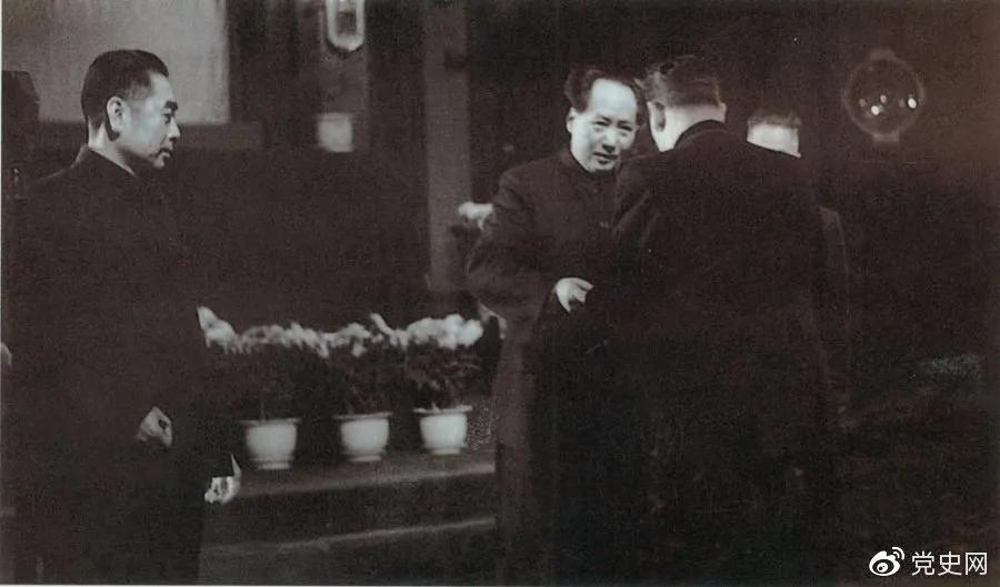 1.jpg 爱丫爱丫影院