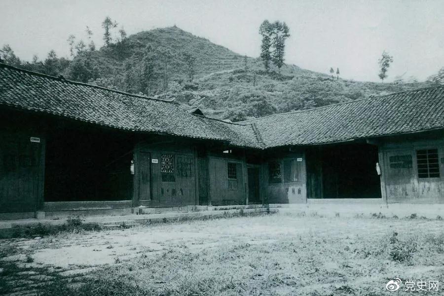 0.jpg 爱丫爱丫影院