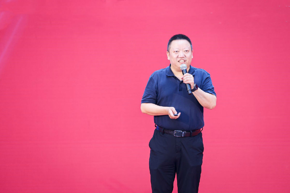 苟中军.jpg 爱丫爱丫影院